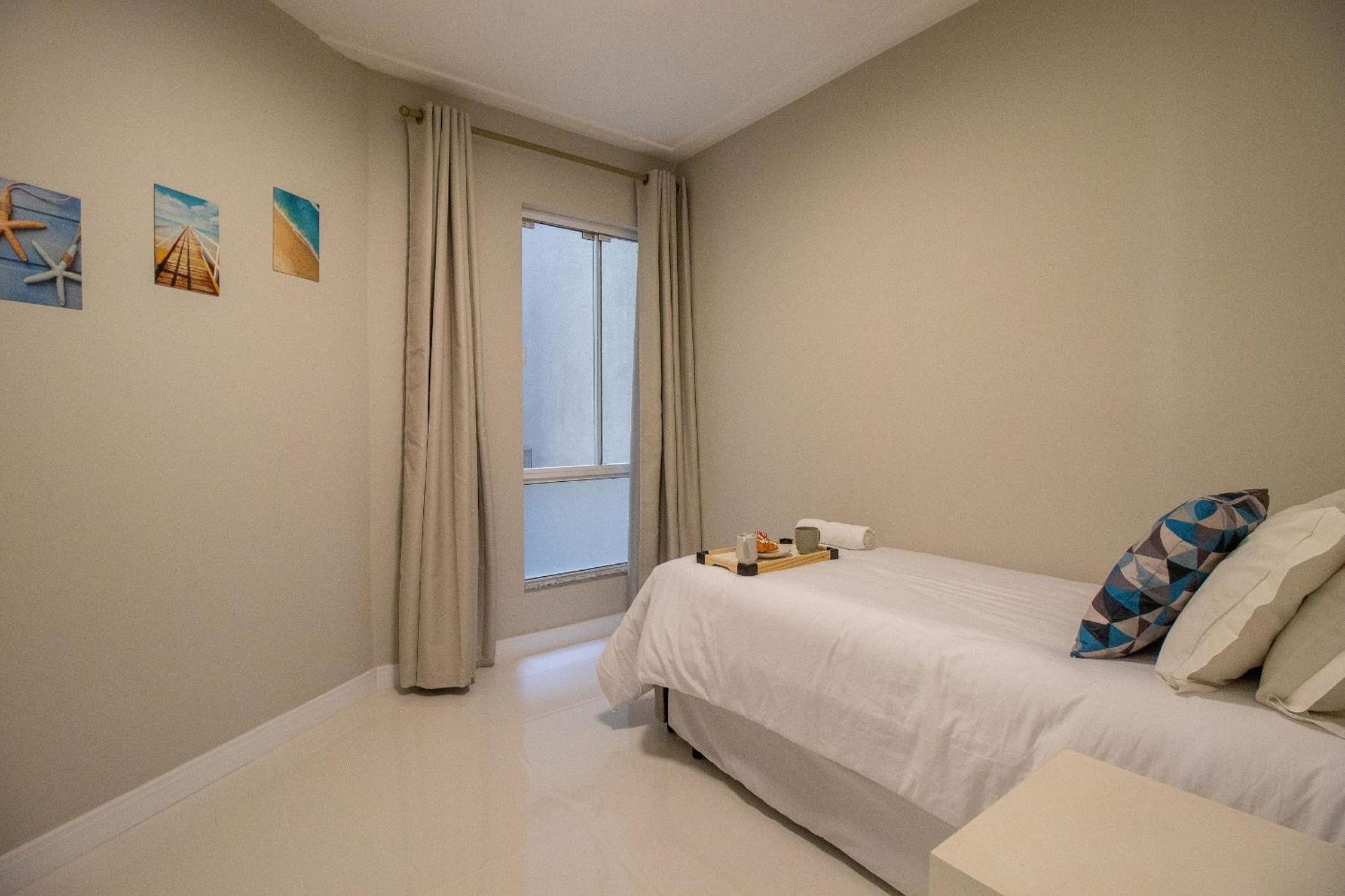 Snt24 - Quadra Mar, 3 Dorm, Confortavel, Garagem Apartamento Balneario Camboriu