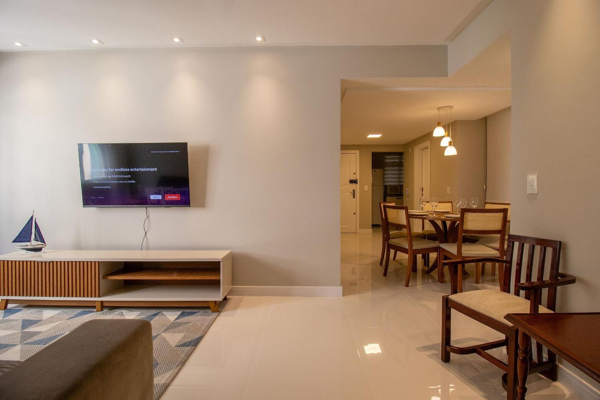 Apartamento Snt24 - Quadra Mar, 3 Dorm, Confortavel, Garagem *